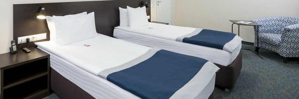 Фото Гостиница Урал Пермь-221 Гостиница Урал Пермь-221