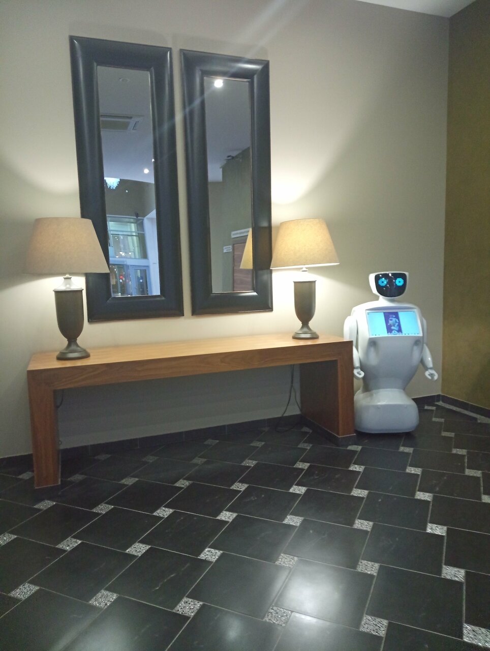 Фото Гостиница Урал Пермь-243 Гостиница Урал Пермь-243