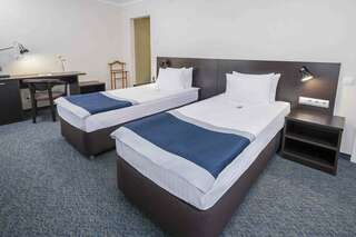 Фото Гостиница Урал Пермь Бизнес 2-местный  2 Гостиница Урал Пермь Бизнес 2-местный -2