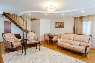 Фото Гостиница Урал Пермь Люкс-Комфорт 2-местный  4 Гостиница Урал Пермь Люкс-Комфорт 2-местный -4