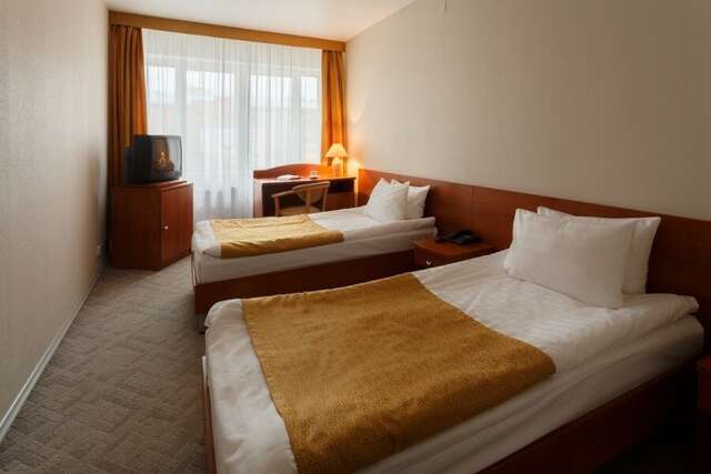 Фото Гостиница Урал Пермь-7 Гостиница Урал Пермь-7