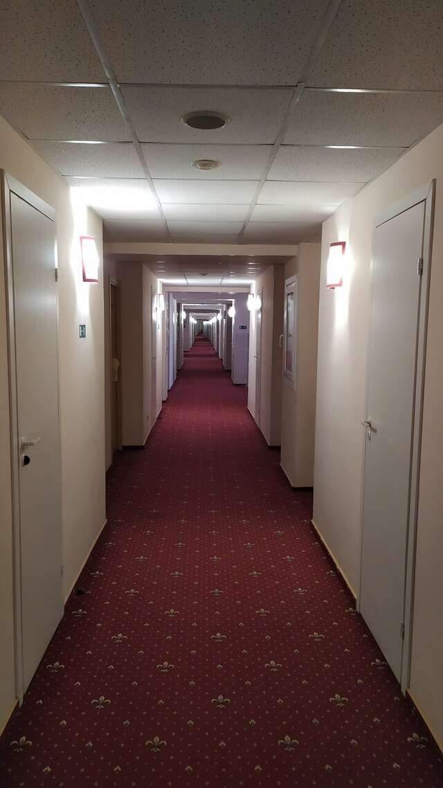 Фото Гостиница Урал Пермь-212 Гостиница Урал Пермь-212