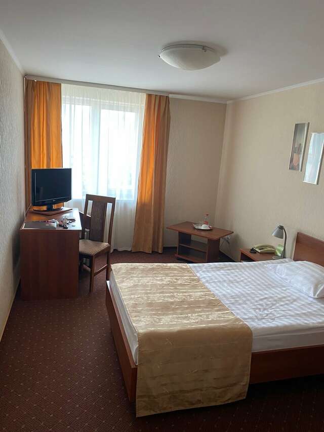 Фото Гостиница Урал Пермь-223 Гостиница Урал Пермь-223