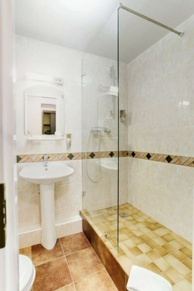 Фото Гостиница Урал Пермь-30 Гостиница Урал Пермь-30