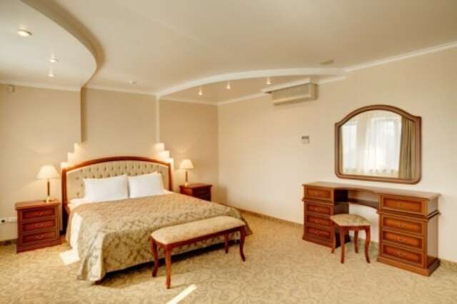 Фото Гостиница Урал Пермь-237 Гостиница Урал Пермь-237