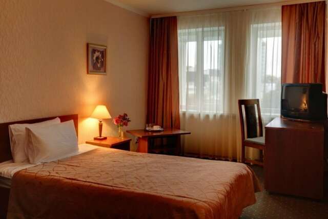 Фото Гостиница Урал Пермь-235 Гостиница Урал Пермь-235